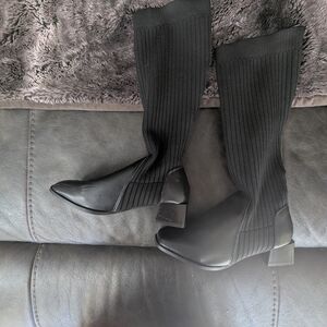 Elegant Black Women's Knee-High Boots